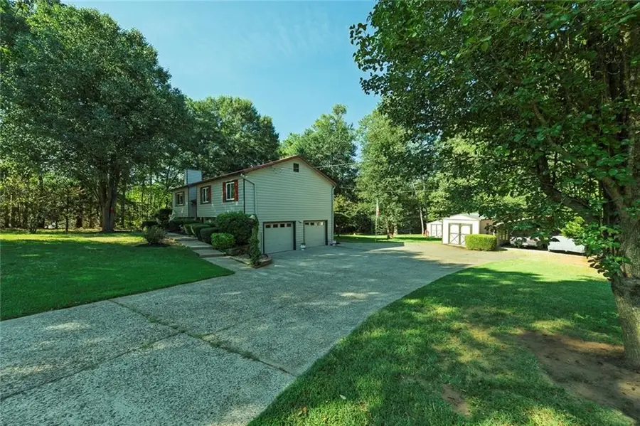 101 Holly Creek Court, Woodstock, GA 30188 - #2