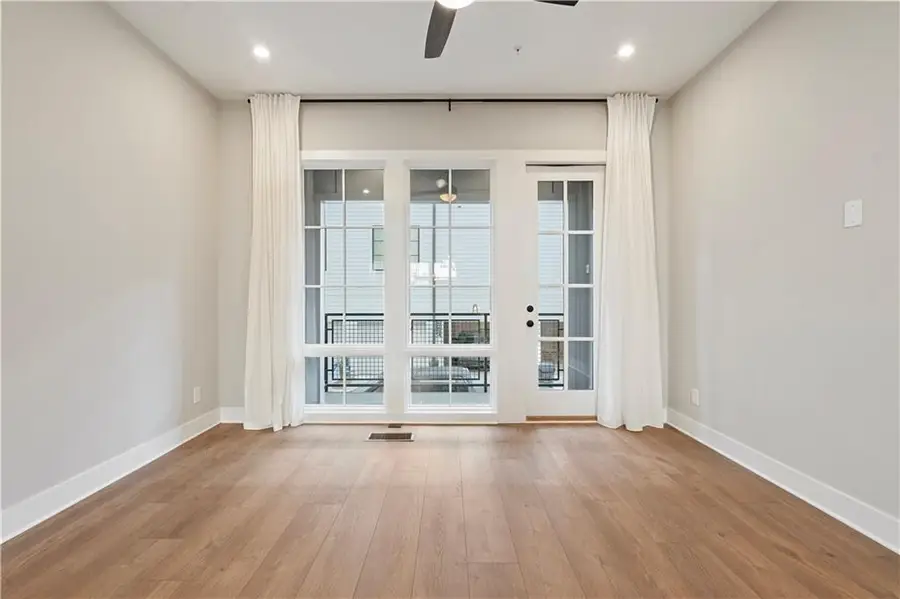 989 Bibbs Circle Nw #24, Atlanta, GA 30318 - #3