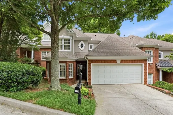 121 Brookview Circle, Atlanta, GA 30339