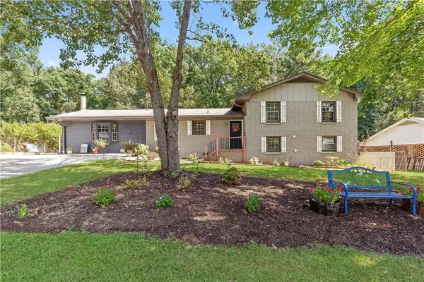 3008 Carrie Drive Nw, Kennesaw, GA 30144