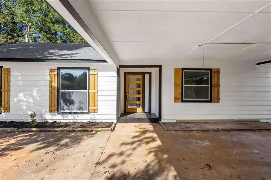 4424 Carriage Trl, Stone Mountain, GA 30083 - #2