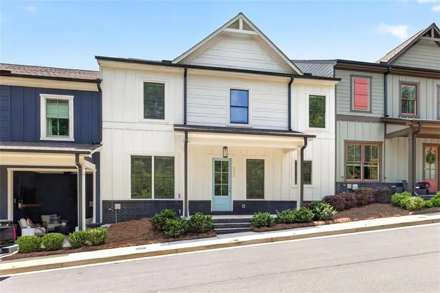 5619 Pine Street, Flowery Branch, GA 30542 - #3