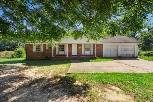 4911 Flint Hill Road, Austell, GA 30106