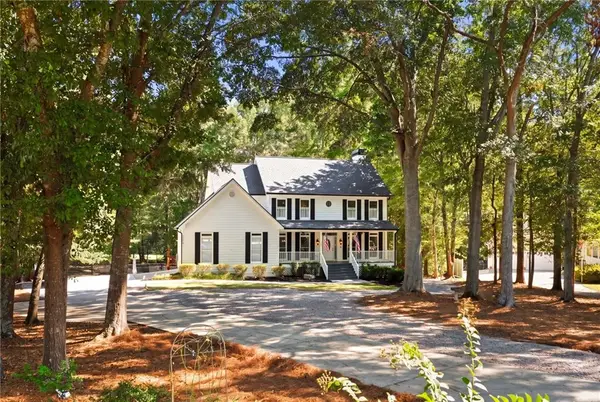 3256 Fieldcrest Road, Loganville, GA 30052