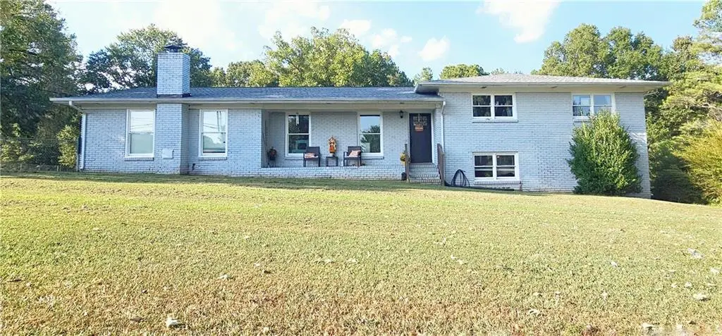 1215 Fairview Road Nw, Calhoun, GA 30701 - #1