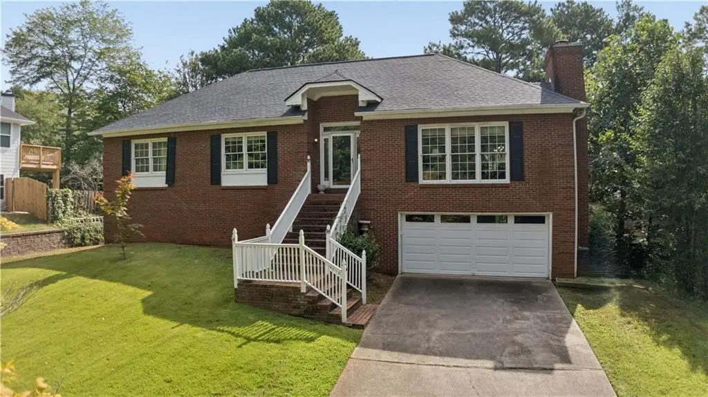 1802 Hunters Glen Ne, Marietta, GA 30062 - #1