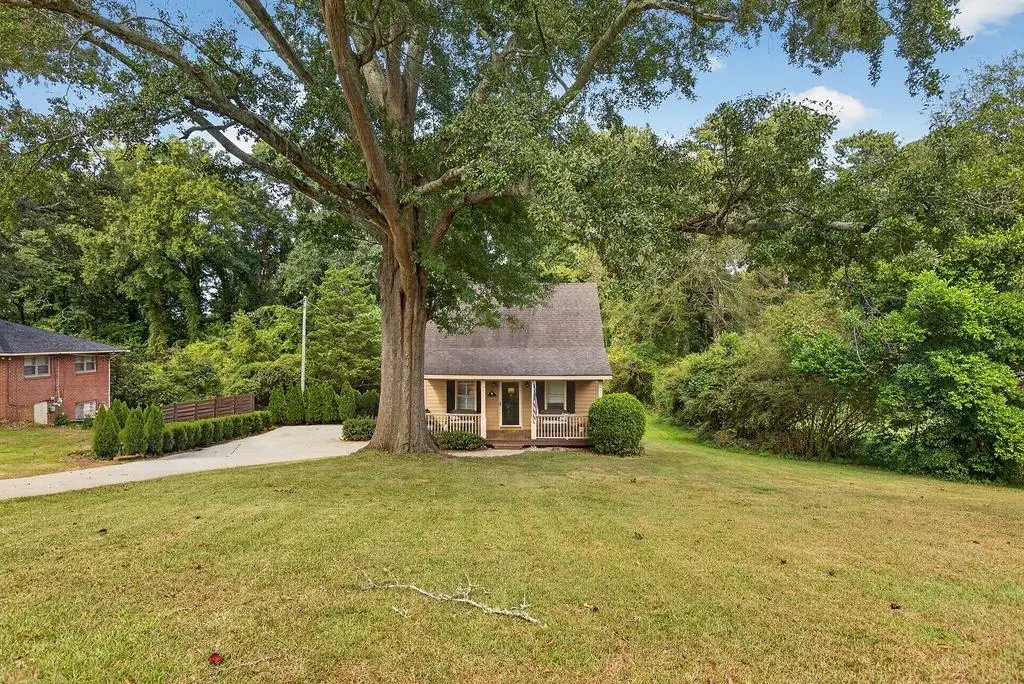 200 1/ 2 Pine Street, Barnesville, GA 30204 - #1