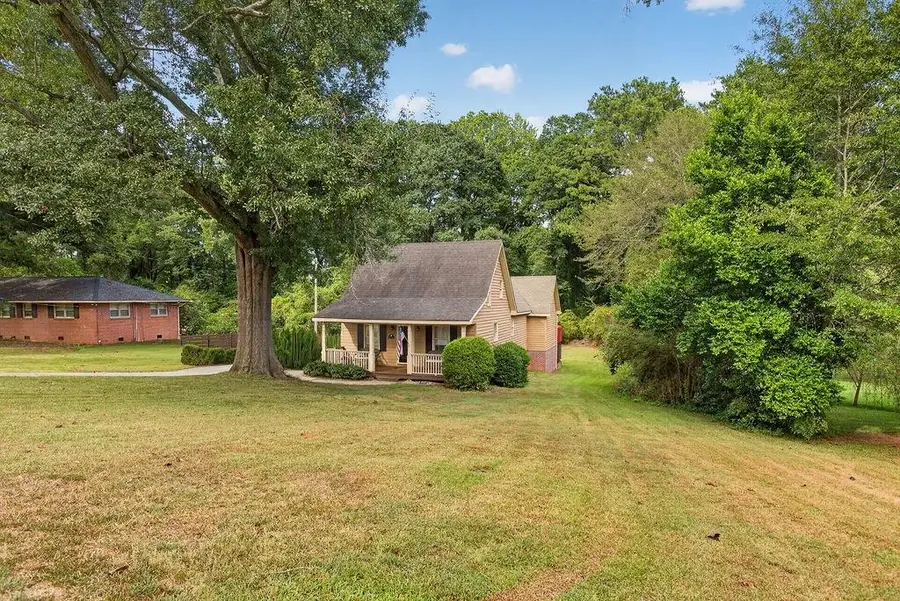 200 1/ 2 Pine Street, Barnesville, GA 30204 - #2