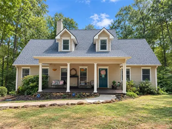 399 Grindstone Creek Drive, Clarkesville, GA 30523