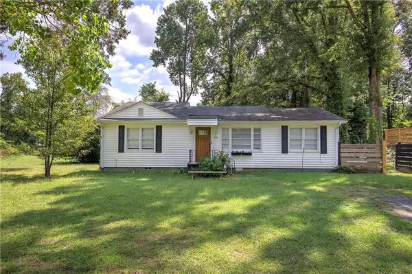 388 Due West Road, Dallas, GA 30157