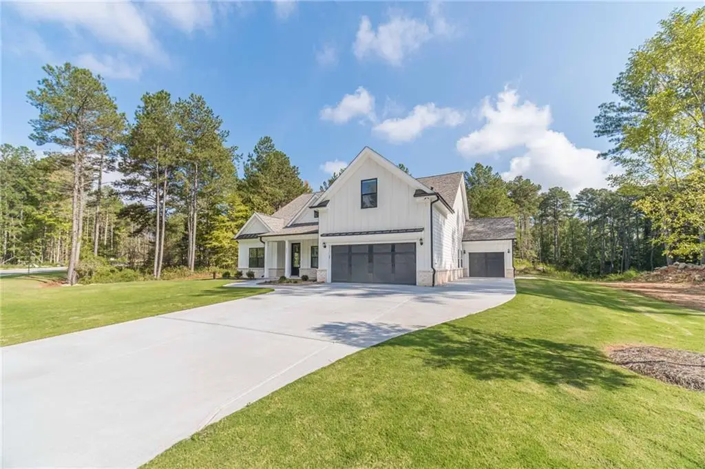 857 Bessie Court, Snellville Grayson, GA 30053 - #1