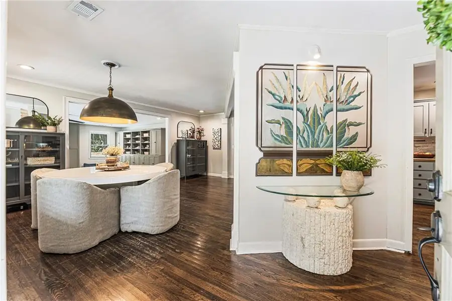109 Juniper Street, Roswell, GA 30075 - #3