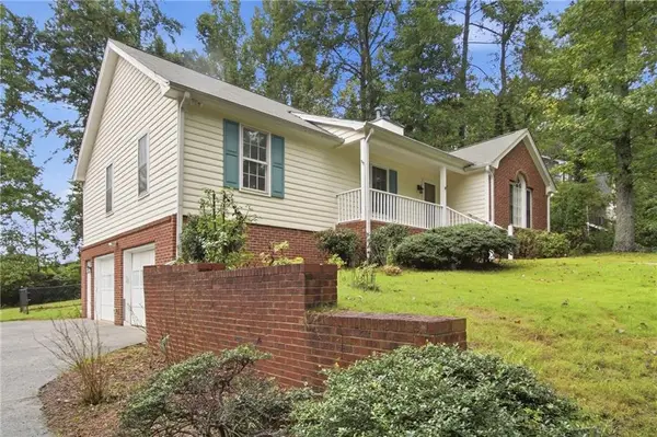 434 Indian Lake Court, Hiram, GA 30141