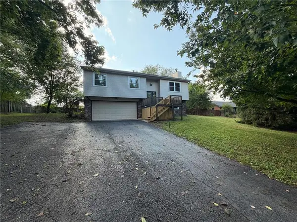 5721 Blackberry Row, Ellenwood, GA 30294