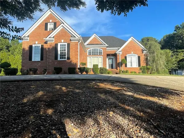 140 Lake Lucinda Drive, Covington, GA 30016