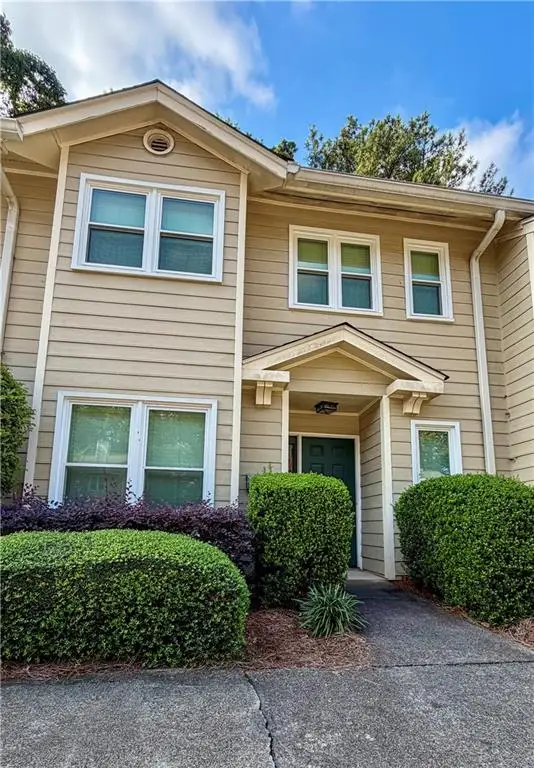 230 Peachtree Hollow Court, Atlanta, GA 30328