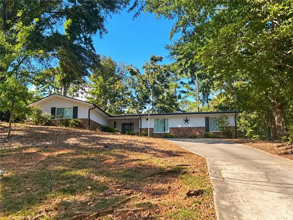 1314 N Cliff Valley Way Ne, Brookhaven, GA 30319