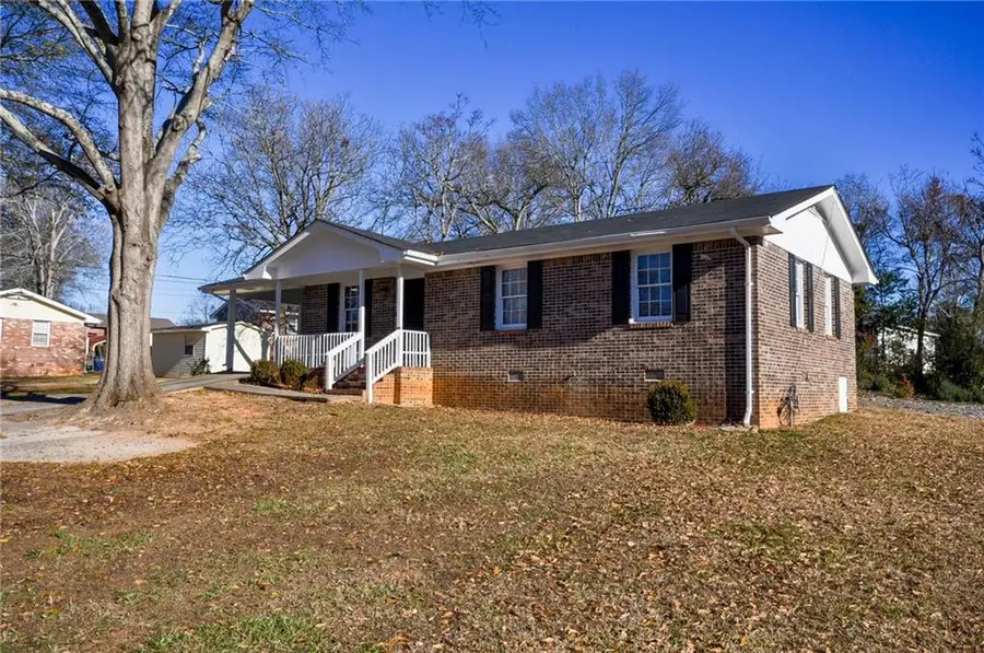 200 Capitol Avenue, Winder, GA 30680 - #2