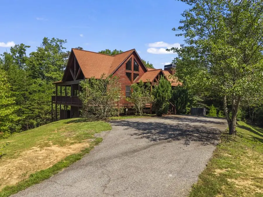 45 Whispering Lane, Blue Ridge, GA 30513 - #2