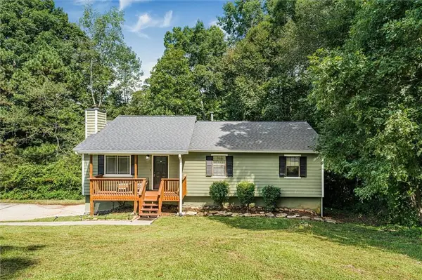2271 Chestnut Place, Lithia Springs, GA 30122