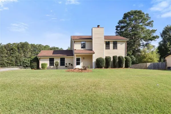 4068 Hunt Way, Rex, GA 30273