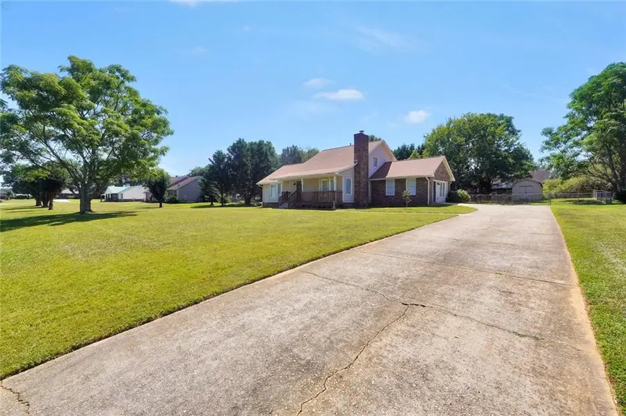 105 Overlook Drive, McDonough, GA 30252 - #2