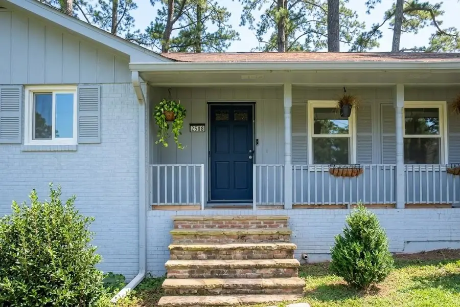 2588 Kings Way, Lawrenceville, GA 30044 - #2