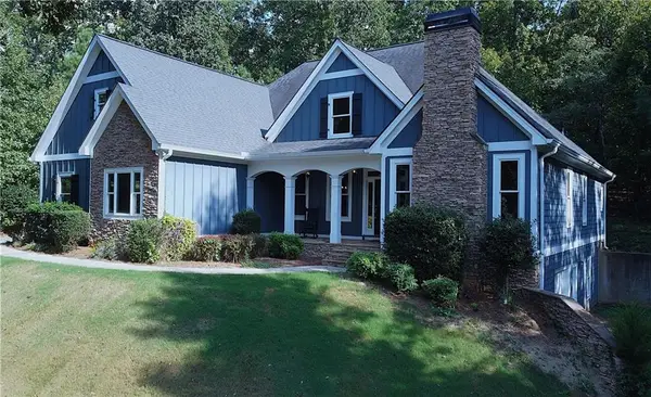 47 Stone Gate Drive Nw, Cartersville, GA 30120