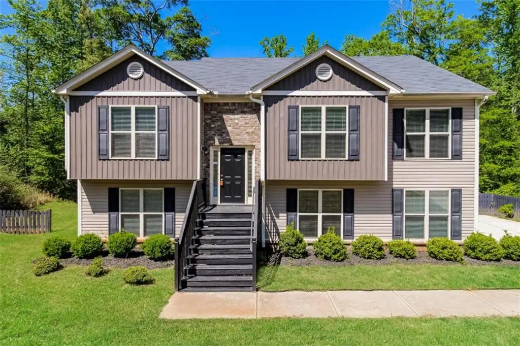 1928 Paynes Point, Winder, GA 30680 - #1