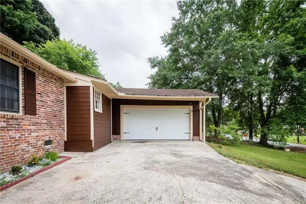 4224 Cottage Lane, Conley, GA 30288
