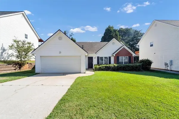 1129 Olde Hinge Way, Snellville, GA 30078