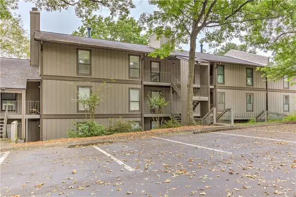 107 Cedar Court Se, Marietta, GA 30067