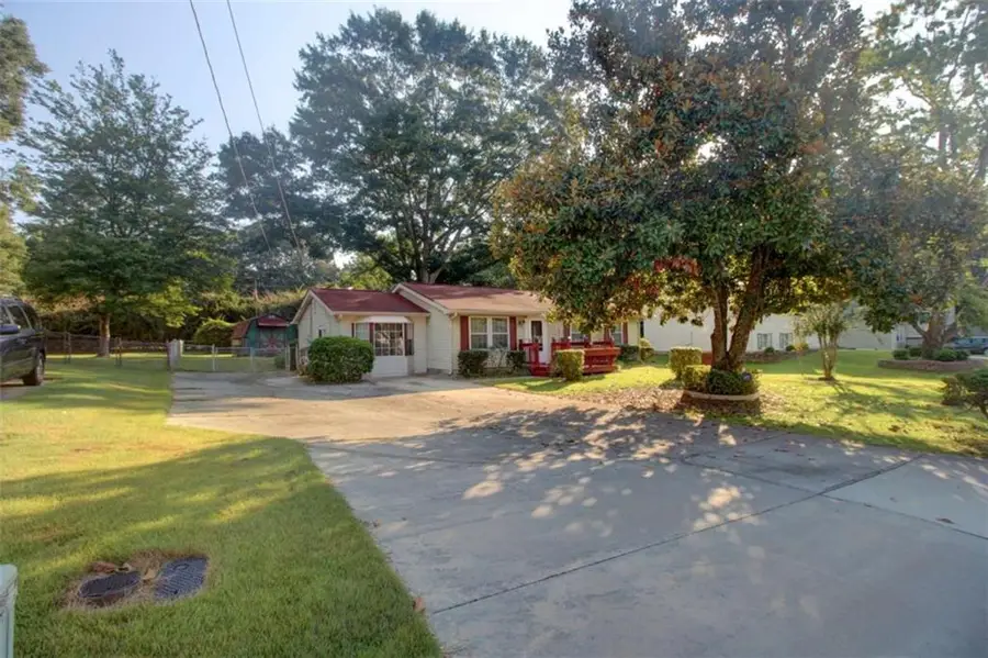 612 Tower Road, Peachtree City, GA 30269 - #2