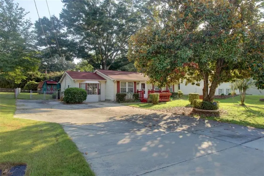 612 Tower Road, Peachtree City, GA 30269 - #3