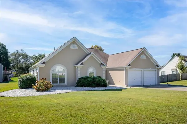 19 Meadow Crest Court, Powder Springs, GA 30127