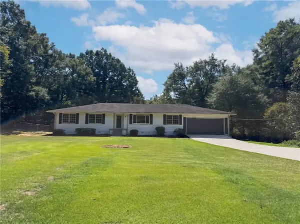 3089 Linecrest Road, Ellenwood, GA 30294