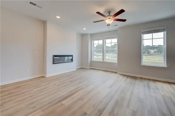 3006 Daybreak Lane, Newnan, GA 30265