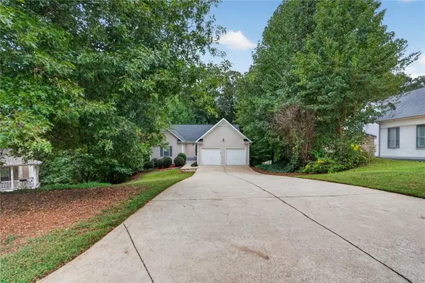 17 Mitchell Drive, Hiram, GA 30141