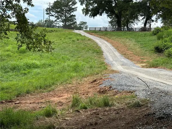 1701 Liberty Grove Road, Alpharetta, GA 30004