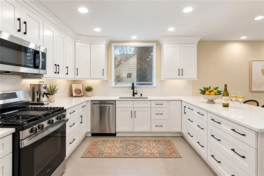 805 Holmes Street Nw, Atlanta, GA 30318 - #2