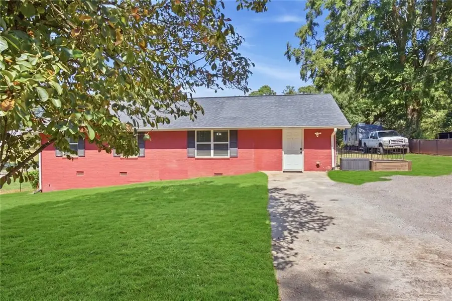 116 Smith Street, Locust Grove, GA 30248 - #3