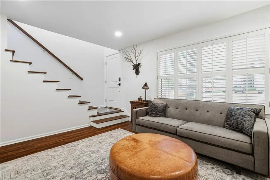 68 Monet Court Nw, Atlanta, GA 30327 - #2