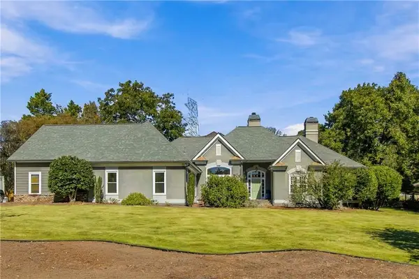 1516 Dunwoody Club Crossing, Dunwoody, GA 30338