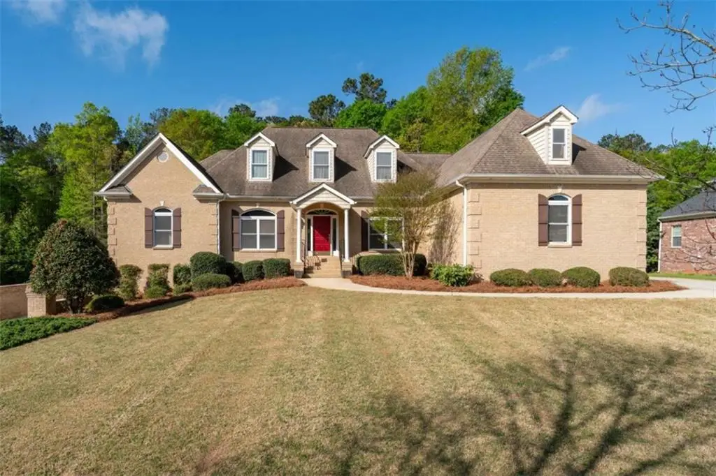196 St Andrews Court, Social Circle, GA 30025 - #1