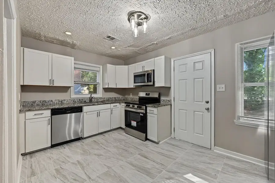 2312 Polar Rock Avenue Sw, Atlanta, GA 30315 - #3