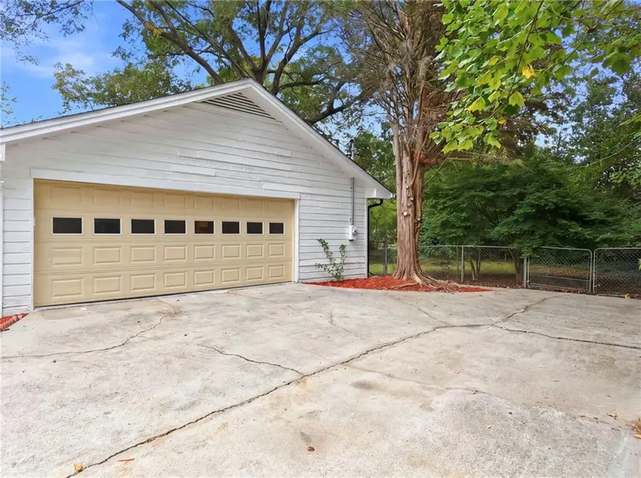 3346 San Antonio Drive, Snellville, GA 30039 - #3