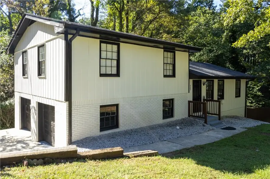 567 Woodland Lane, Lawrenceville, GA 30043 - #3