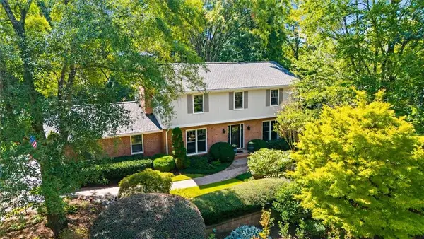 305 Wickerberry Lane, Roswell, GA 30075