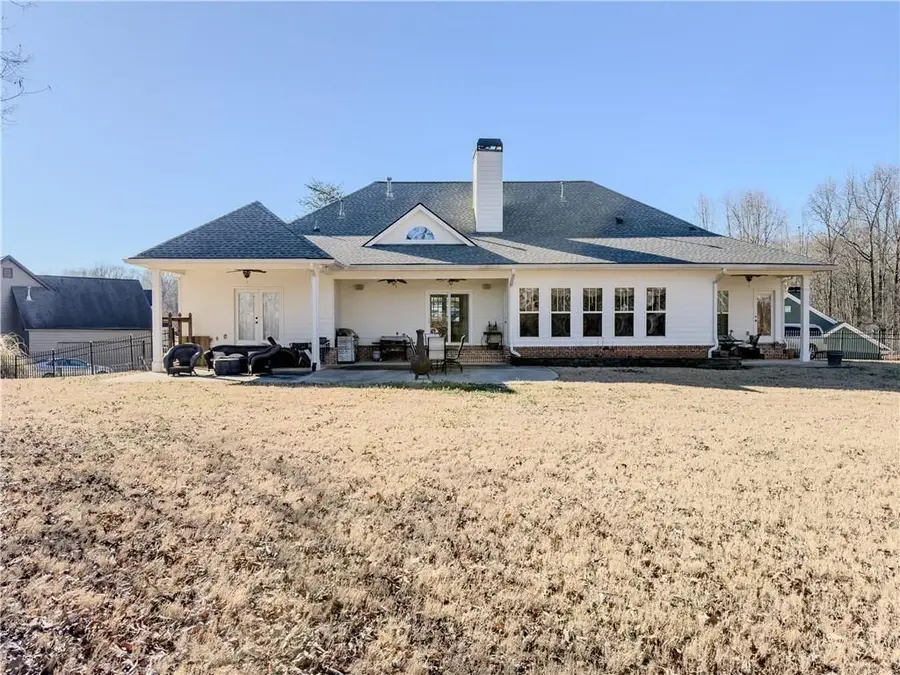 410 Caldwell Lane, Hoschton, GA 30548 - #3