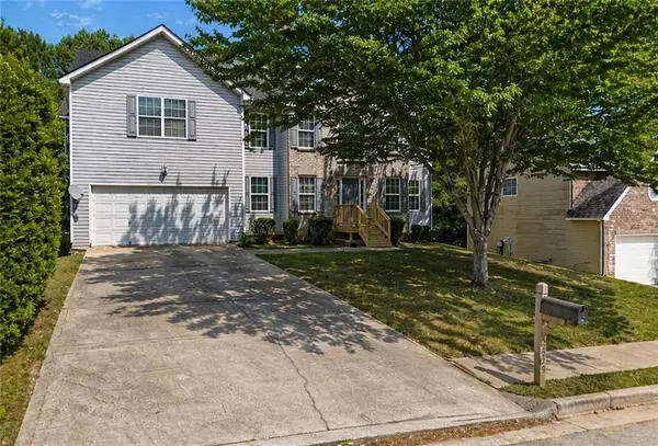 3275 Hunting Creek Pass, Douglasville, GA 30135